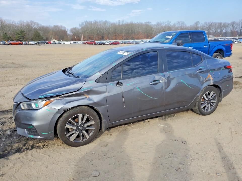 2021 NISSAN Versa