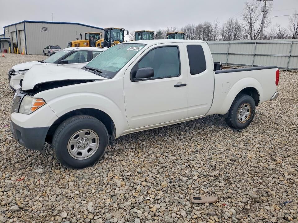 2015 NISSAN Frontier