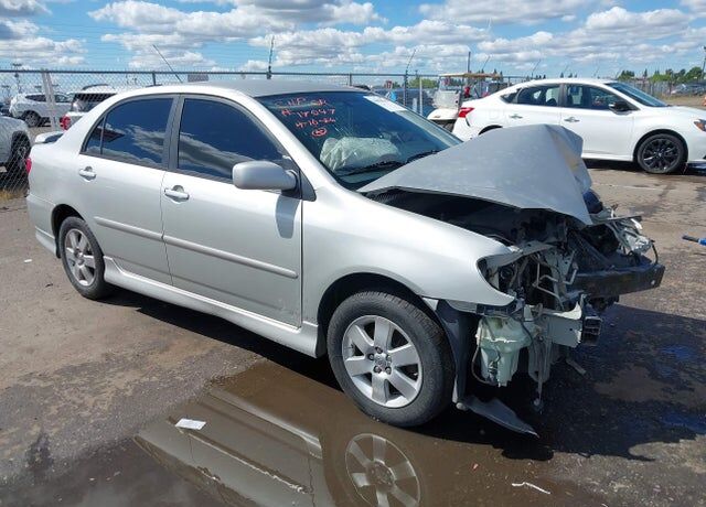 2004 TOYOTA Corolla