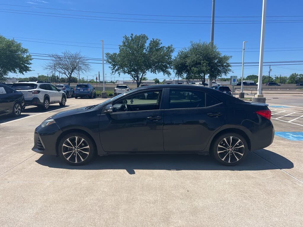 2018 TOYOTA Corolla