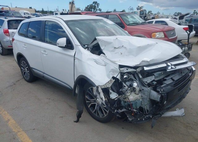 2016 MITSUBISHI Outlander