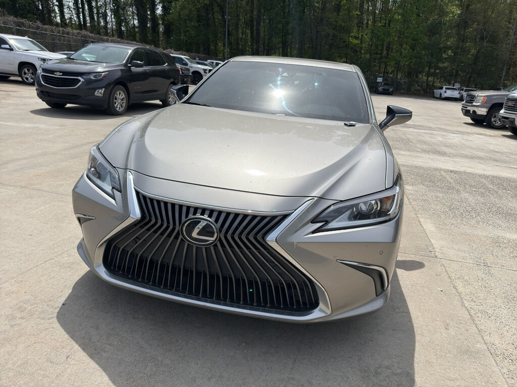 2021 LEXUS ES