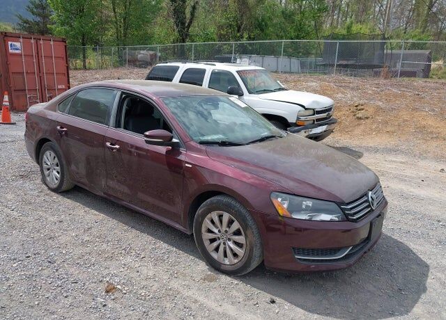 2014 VOLKSWAGEN Passat