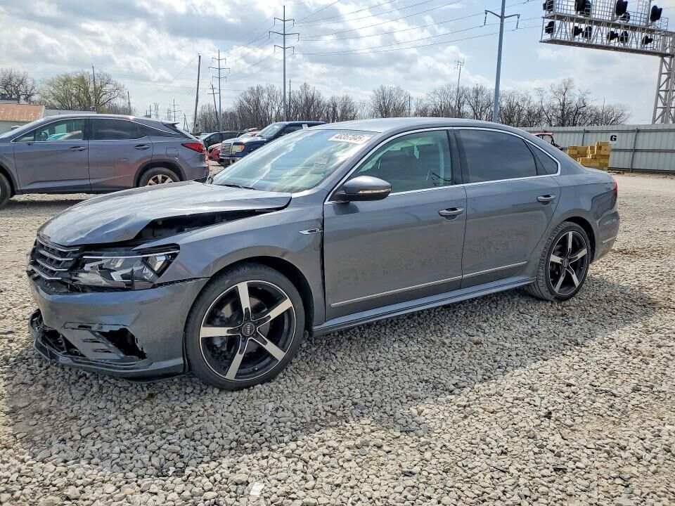 2017 VOLKSWAGEN Passat