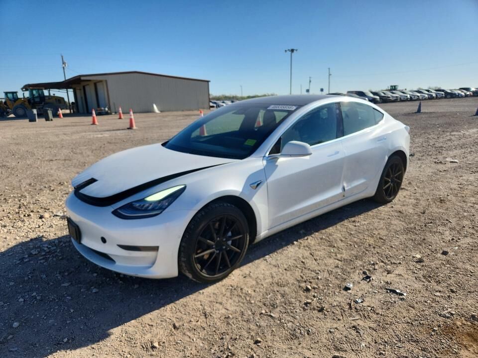 2020 TESLA Model 3
