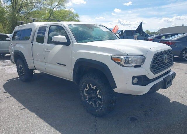 2023 TOYOTA Tacoma