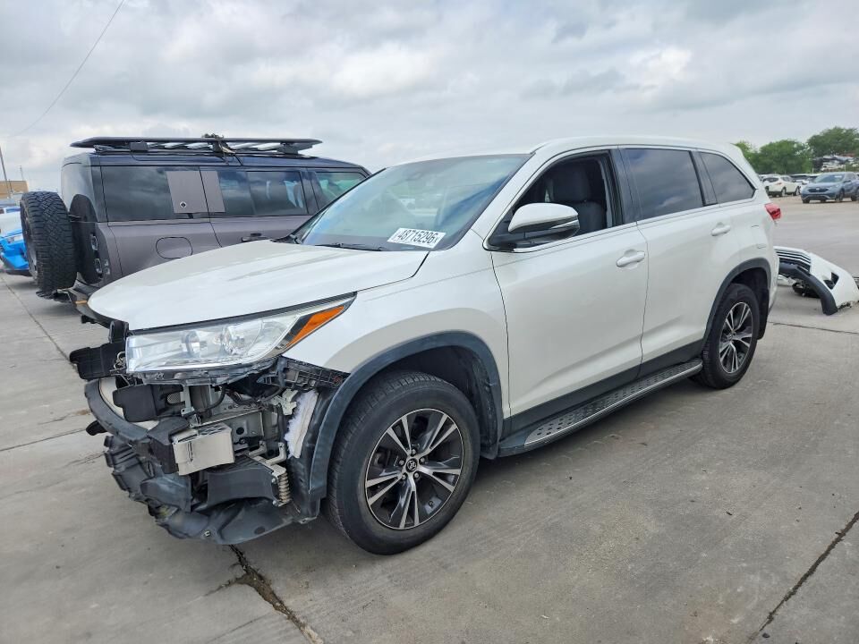2019 TOYOTA Highlander