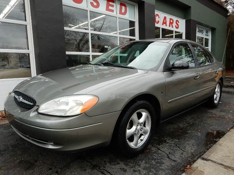 2002 FORD Taurus
