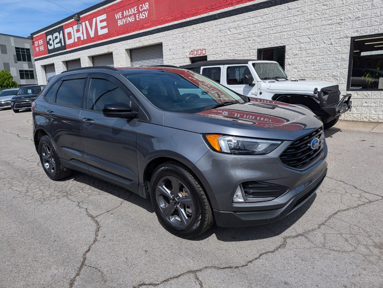 2024 FORD Edge