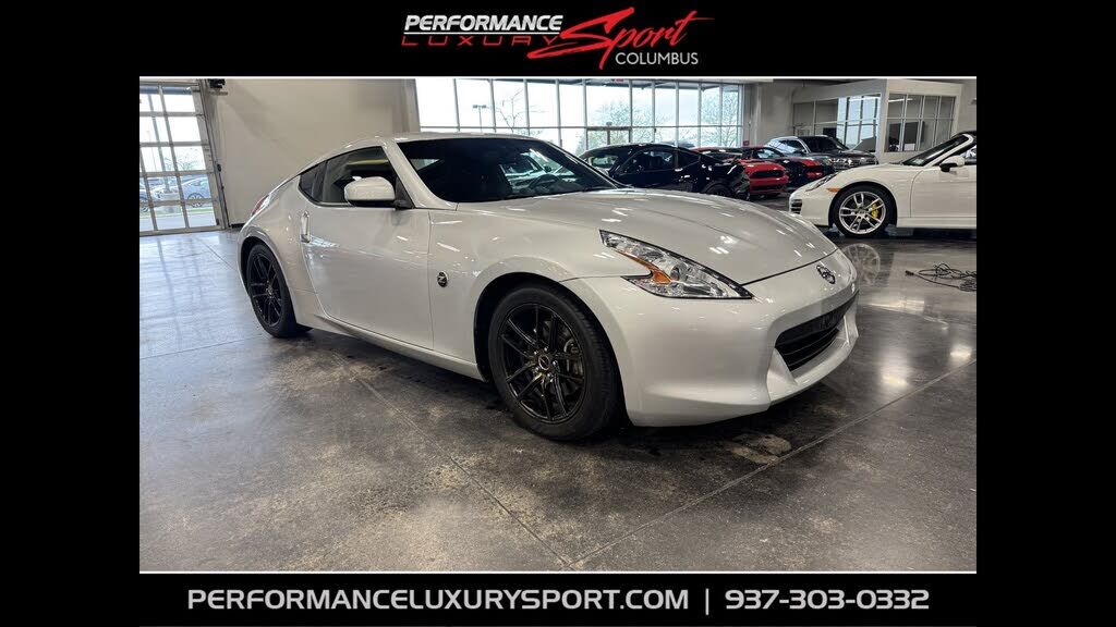 2012 NISSAN 370Z