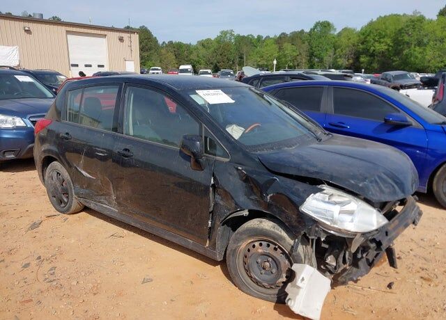2012 NISSAN Versa