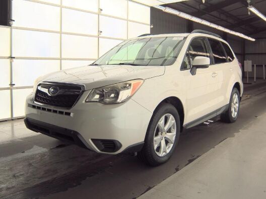 2015 SUBARU Forester