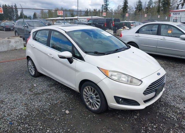 2016 FORD Fiesta