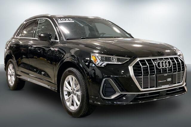 2025 AUDI Q3