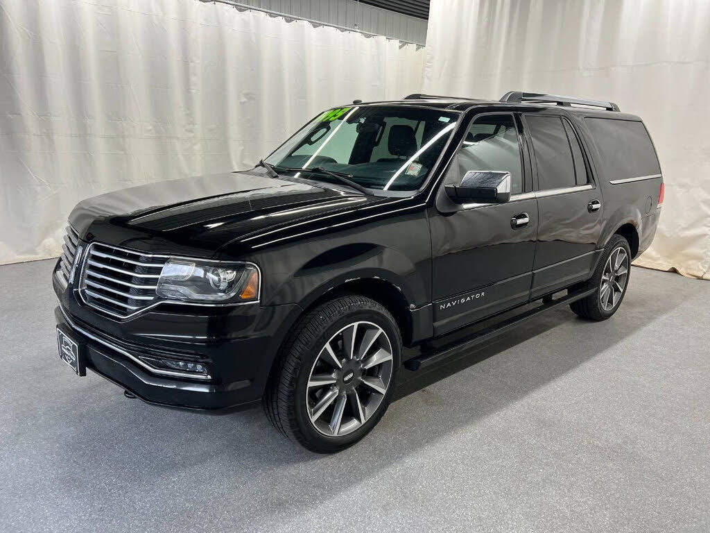 2017 LINCOLN Navigator L