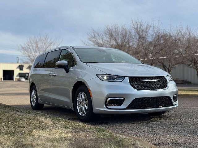 2023 CHRYSLER Pacifica