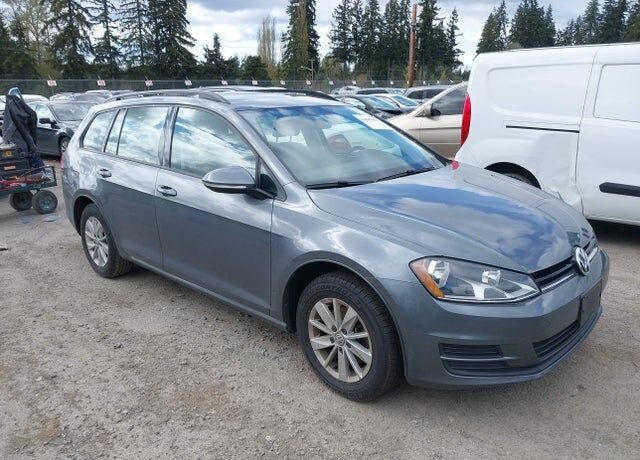 2016 VOLKSWAGEN Golf SportWagen