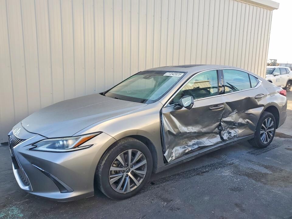 2020 LEXUS ES