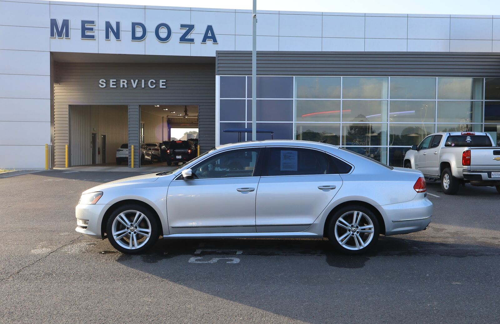2015 VOLKSWAGEN Passat