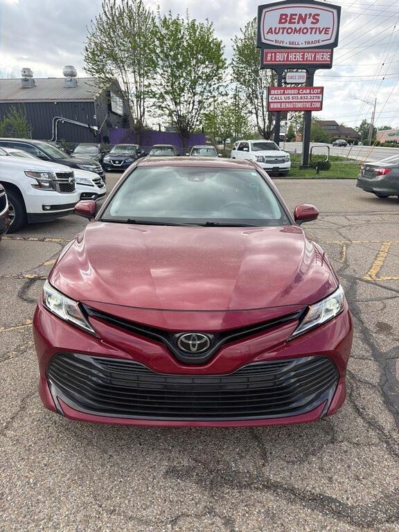 2019 TOYOTA Camry