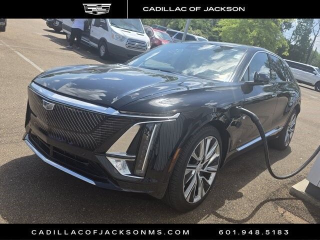 2024 CADILLAC Lyriq