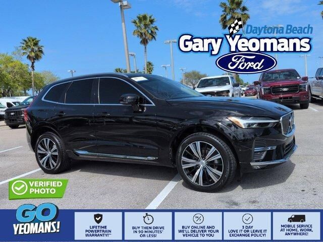 2022 VOLVO XC60