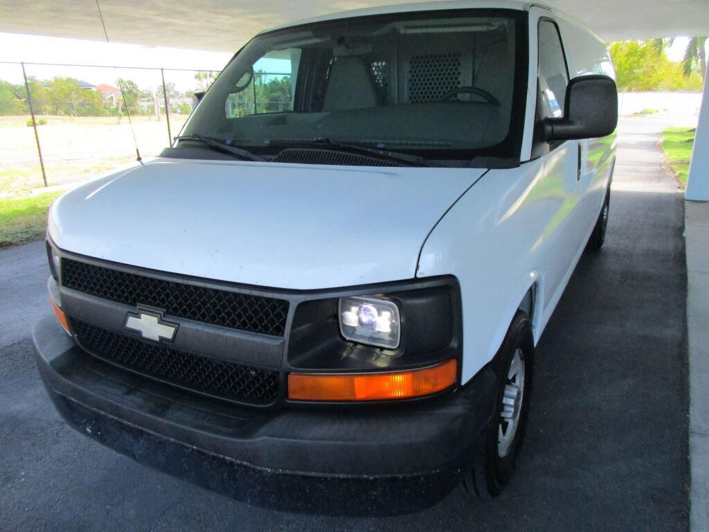 2012 CHEVROLET Express