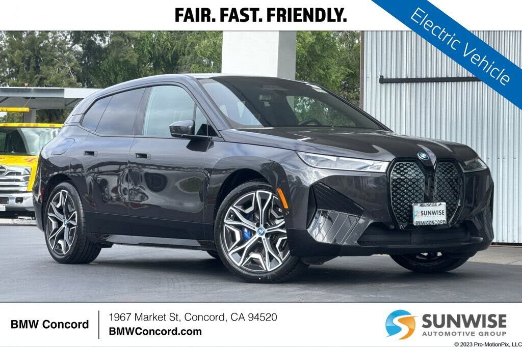 2023 BMW ix