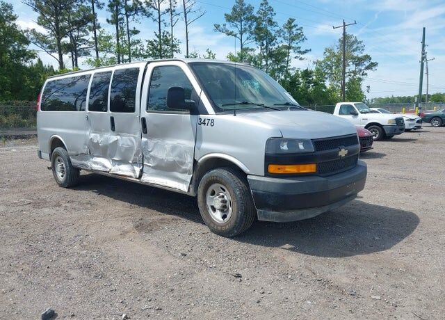 2019 CHEVROLET Express
