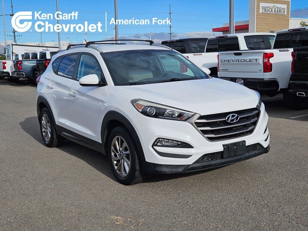 2016 HYUNDAI Tucson