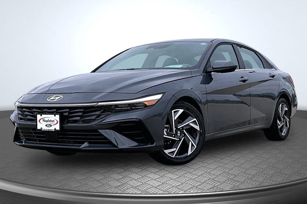 2025 HYUNDAI Elantra