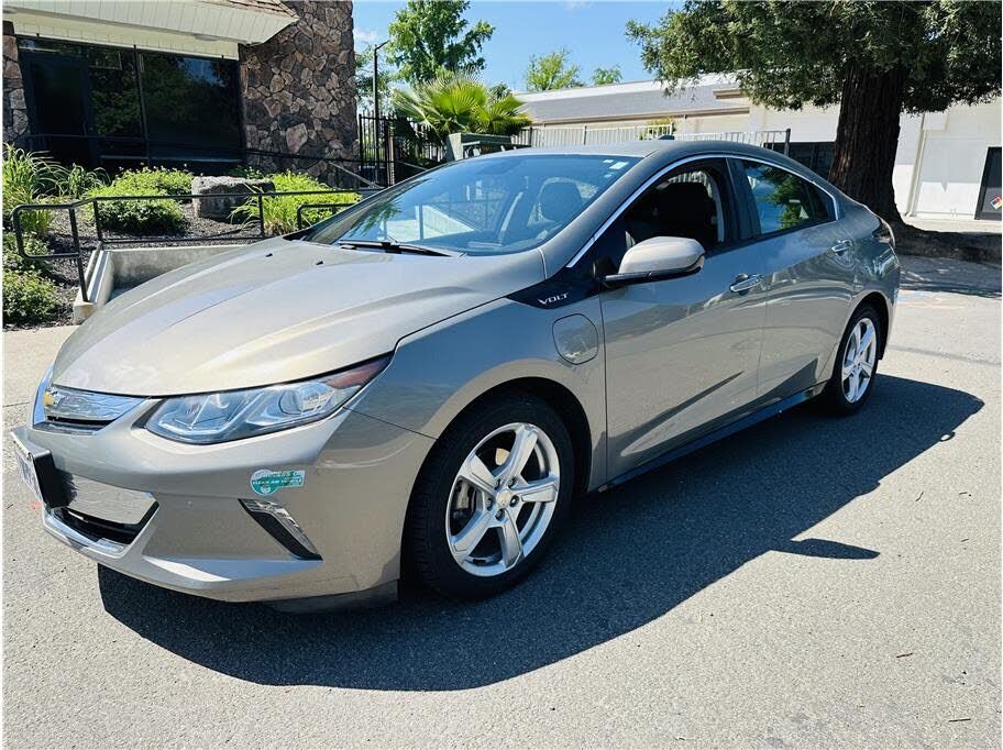 2017 CHEVROLET Volt