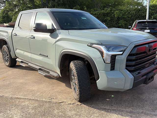 2024 TOYOTA Tundra
