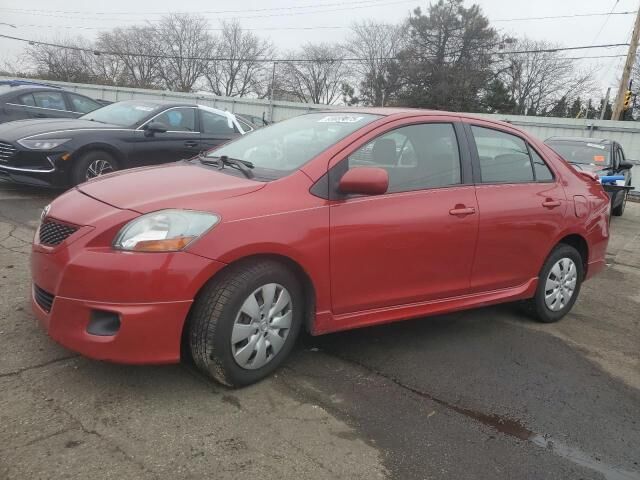 2009 TOYOTA Yaris