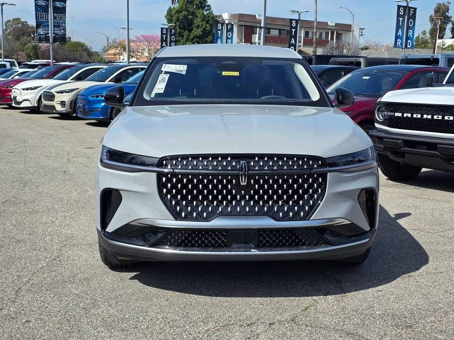 2026 LINCOLN Nautilus