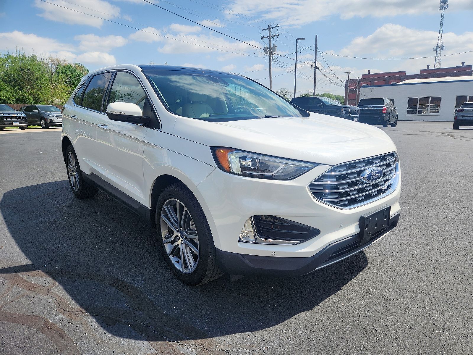 2022 FORD Edge