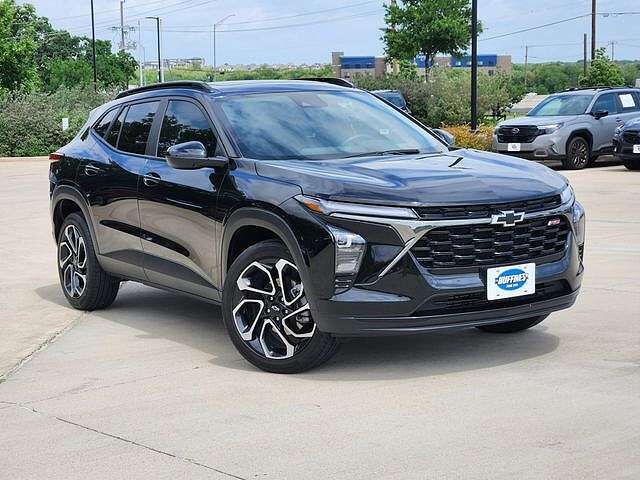 2025 CHEVROLET Trax