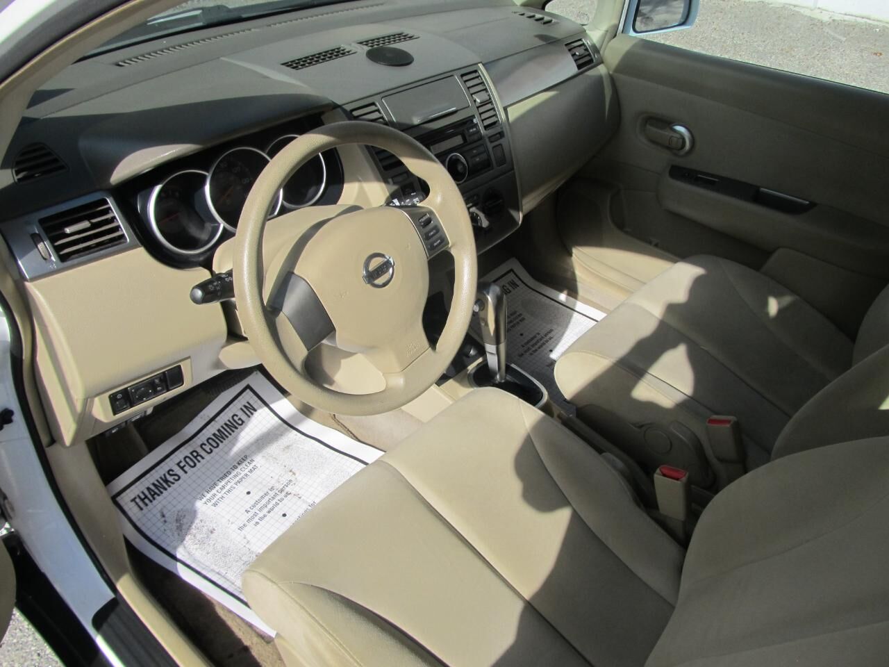 2009 NISSAN Versa