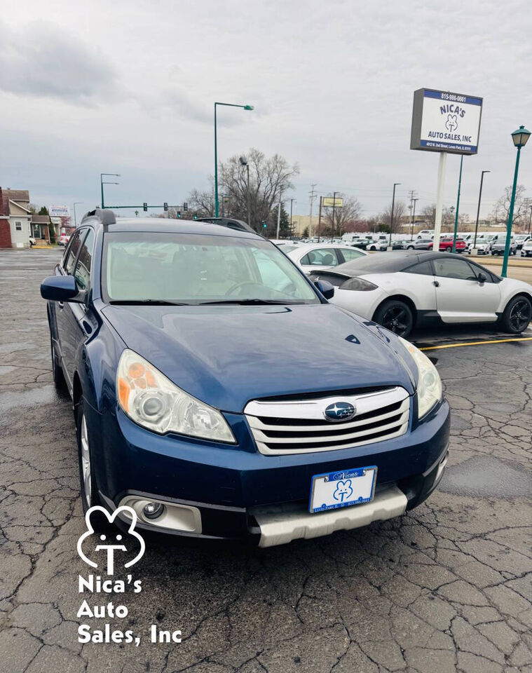 2010 SUBARU Outback