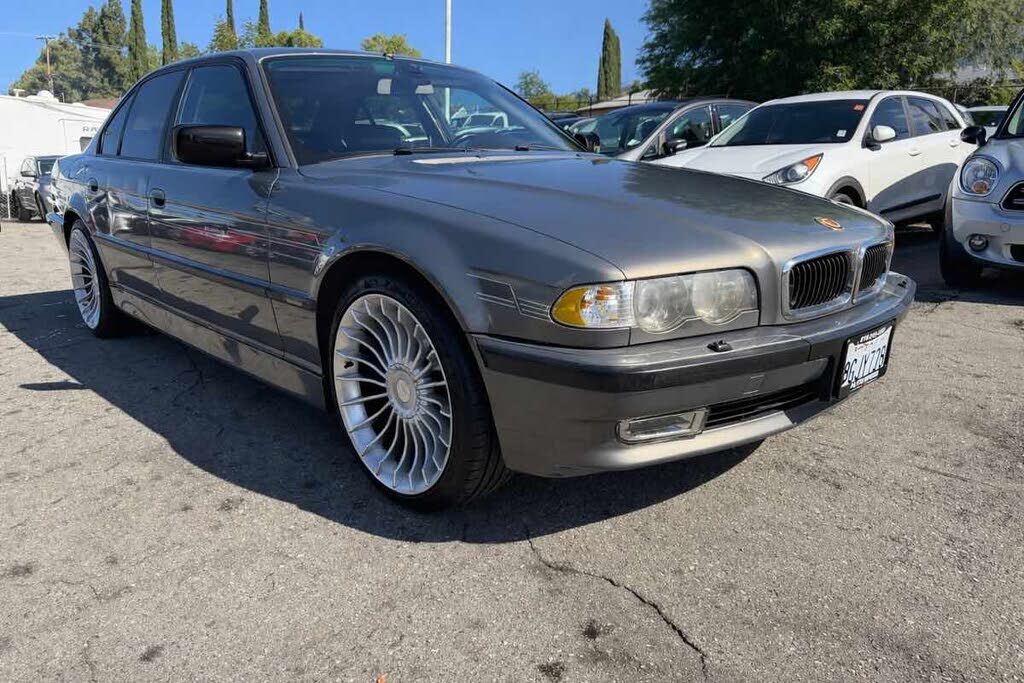 2001 BMW 7 Series