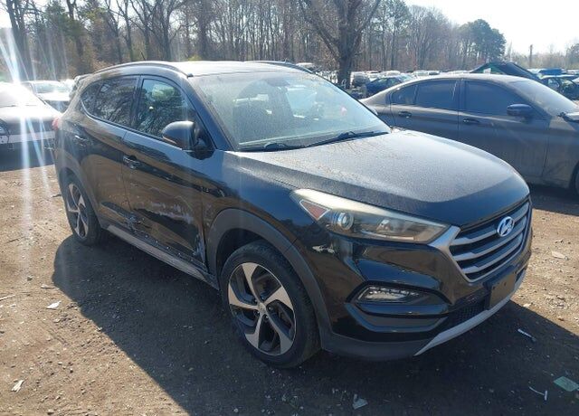 2017 HYUNDAI Tucson