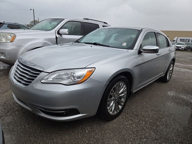 2012 CHRYSLER 200