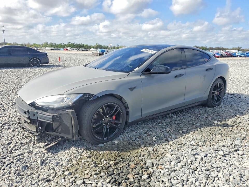 2016 TESLA Model S