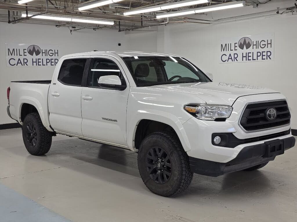 2020 TOYOTA Tacoma