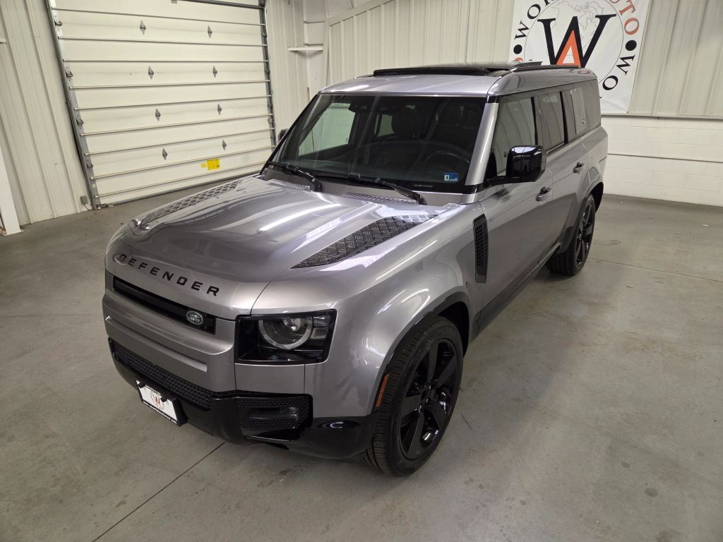 2024 LAND ROVER Defender