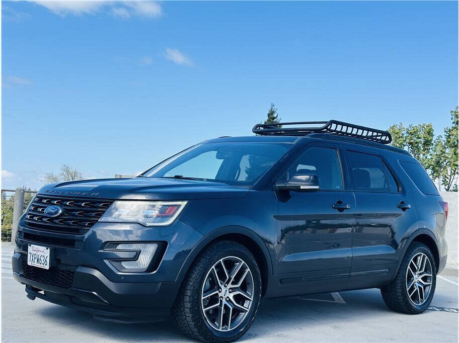 2017 FORD Explorer
