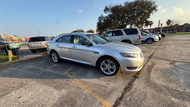 2016 FORD Taurus