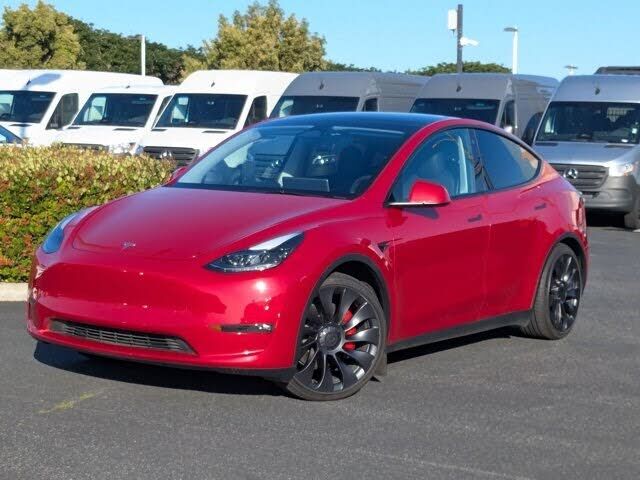 2023 TESLA Model Y