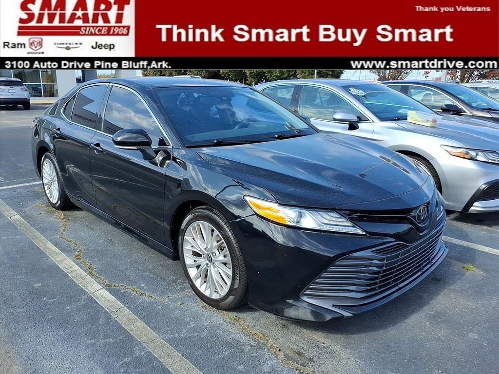 2020 TOYOTA Camry