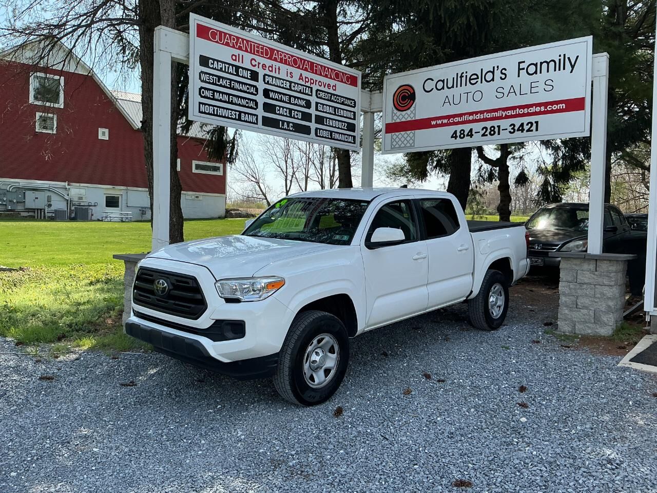 2019 TOYOTA Tacoma